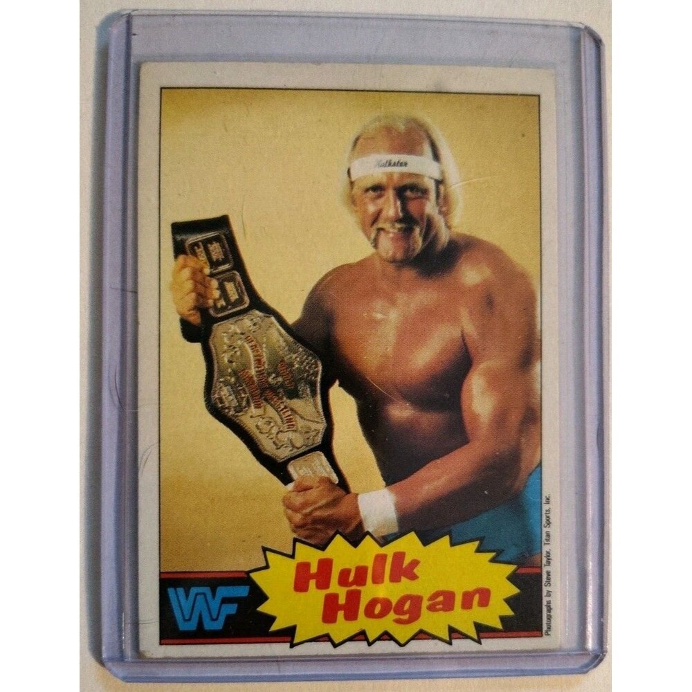 1985 Topps Rookie Card WWF Hulk Hogan #1 Yellow Rare